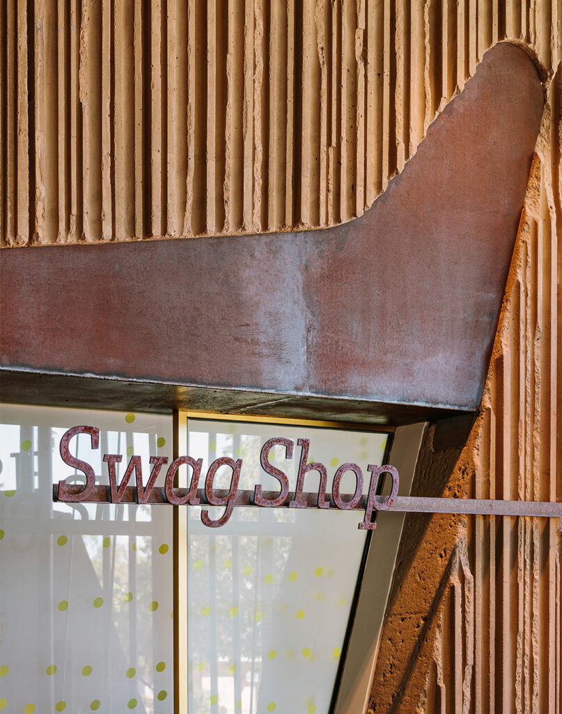 Internal arrival wayfinding