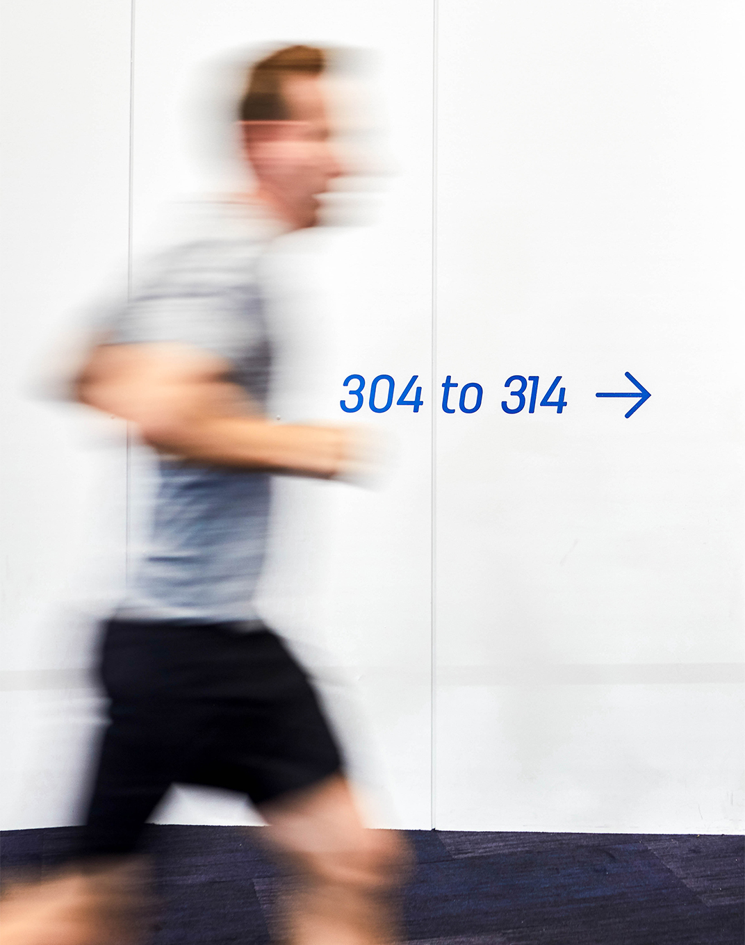 Clear and concise wayfinding messaging